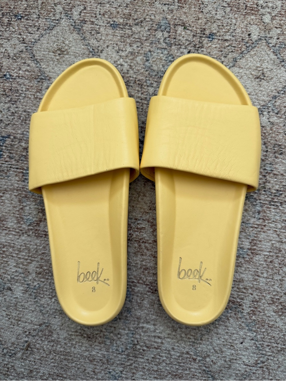 BEEK Gallito Slide Sandal. Size 8.